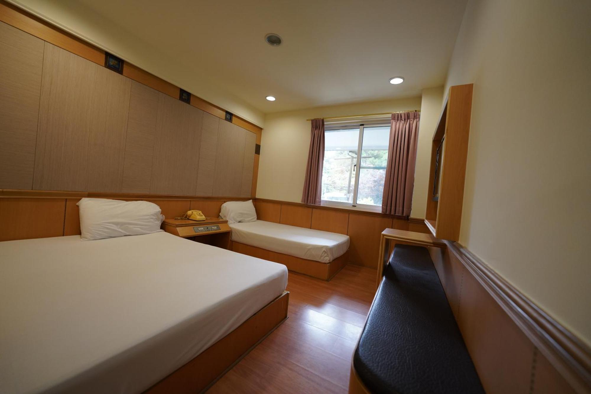 Wun Sun Hotel 중정 외부 사진