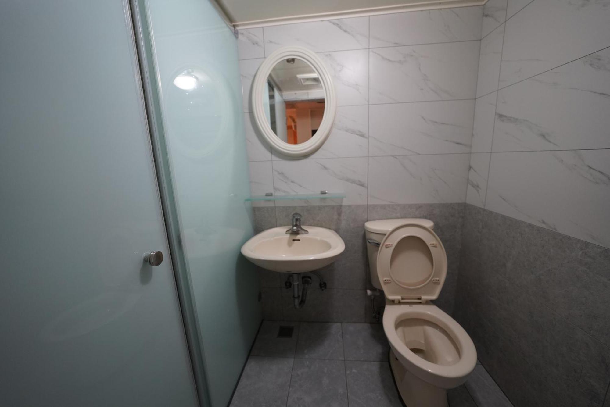 Wun Sun Hotel 중정 외부 사진