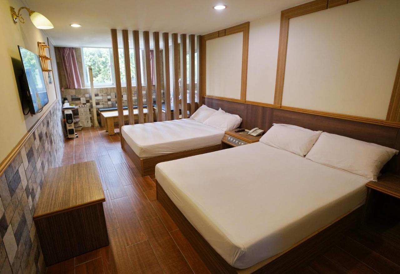 Wun Sun Hotel 중정 외부 사진